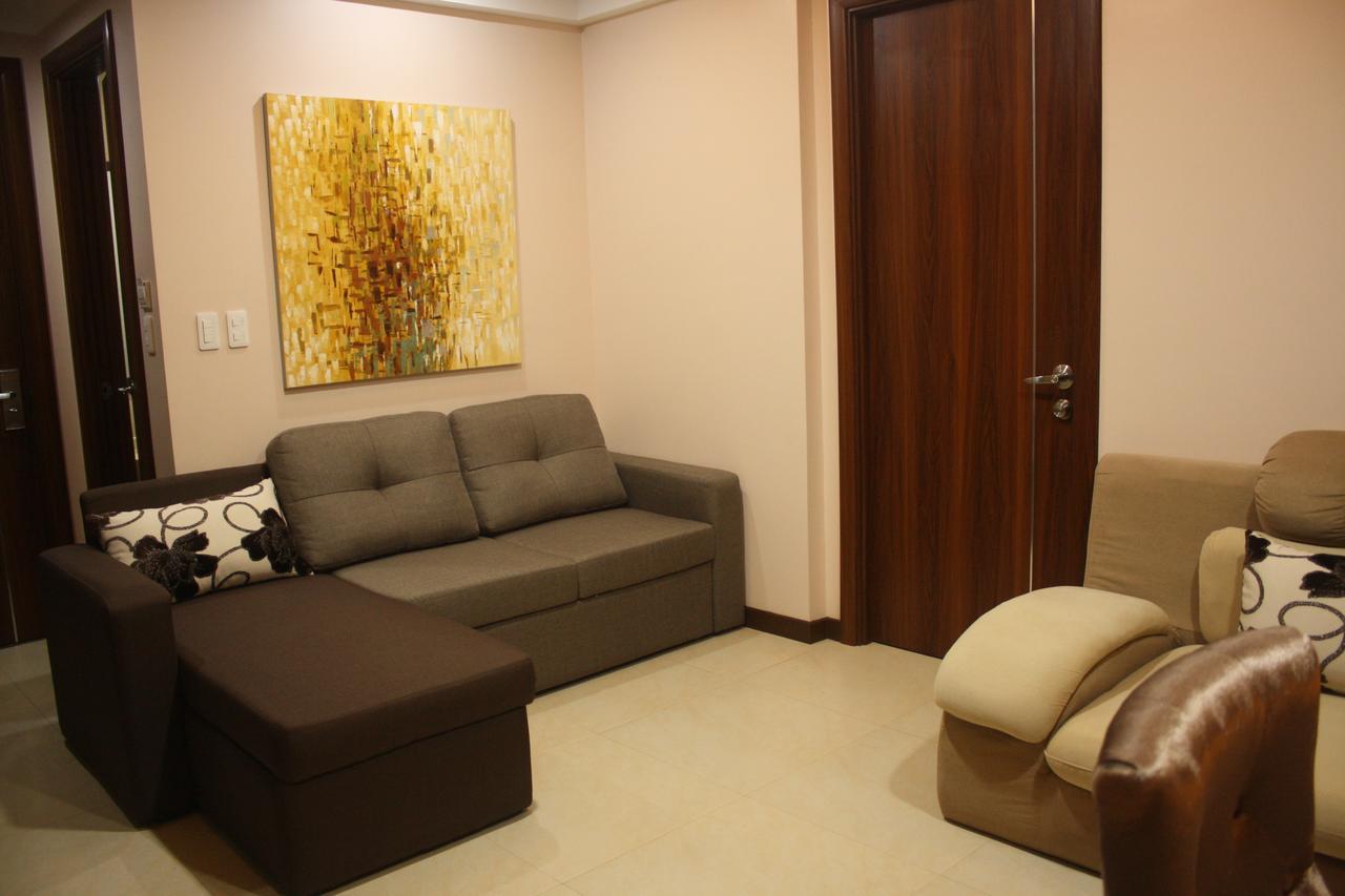 Kew Hotel Tagbilaran Esterno foto